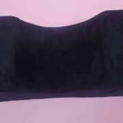 подушка лэшмейкера под голову, черная, 50х12х20 см.