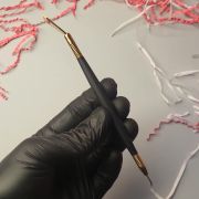 Многофункциональный инструмент с иглой и расческой (на шарнире, в движении)